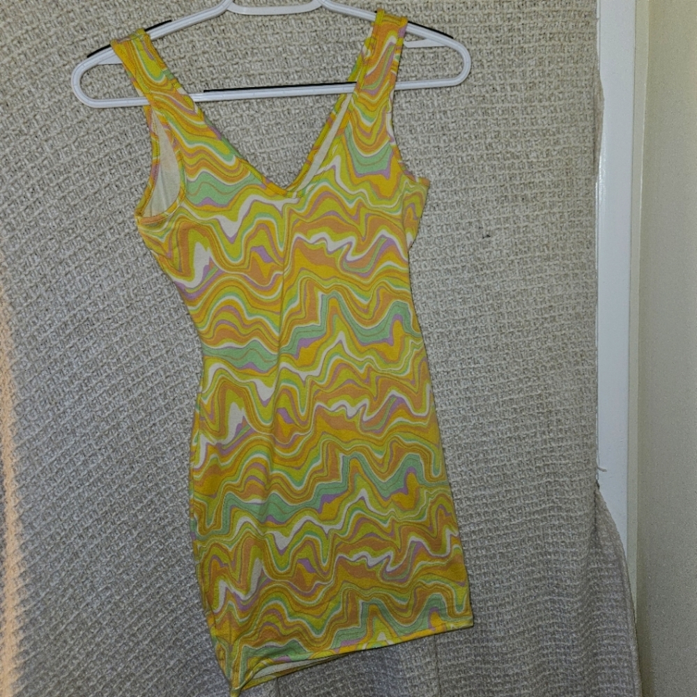 Yellow retro fitted mini dress